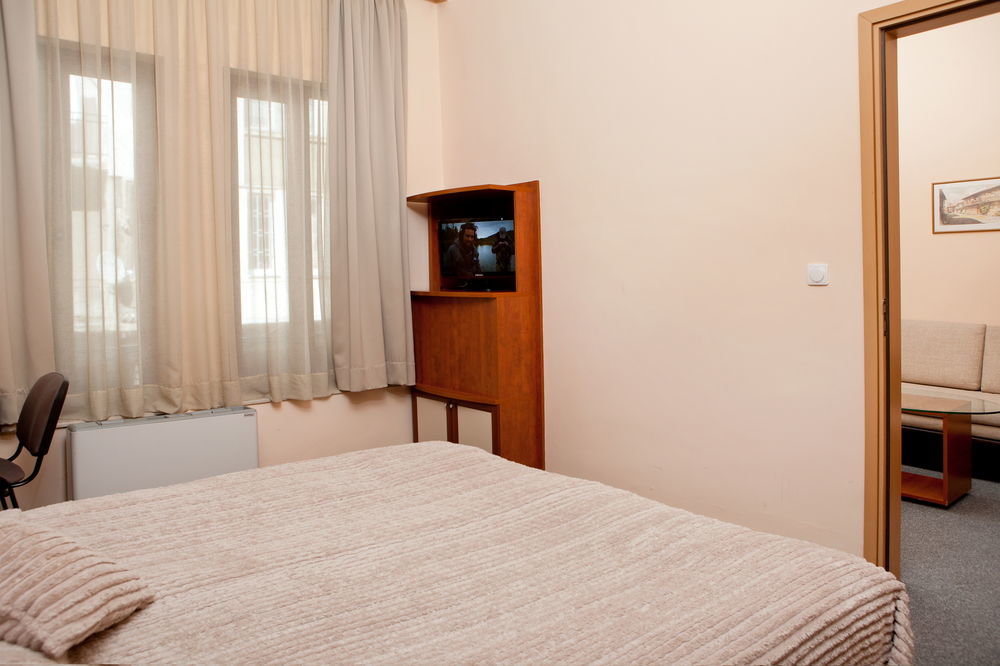 Hotel Niky 3*
