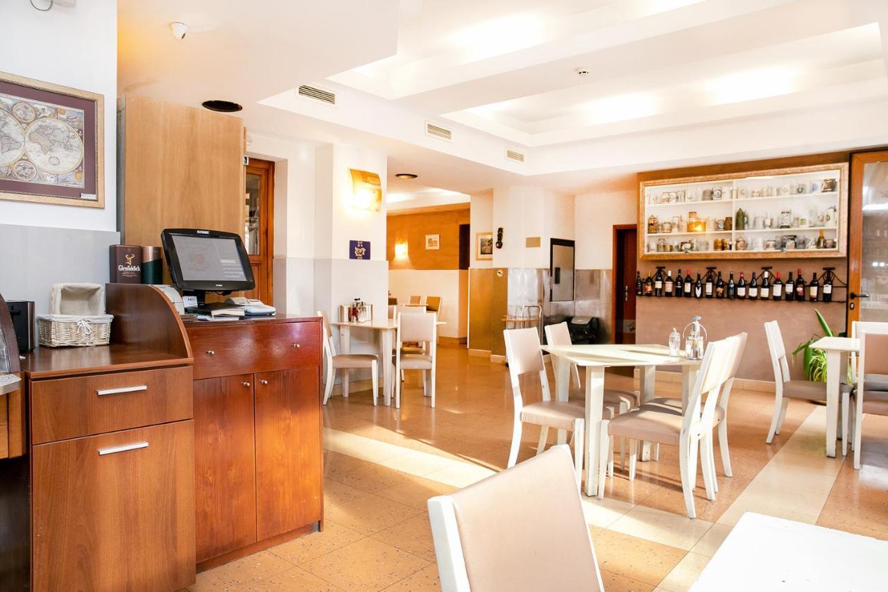 Niky Hotel 3*